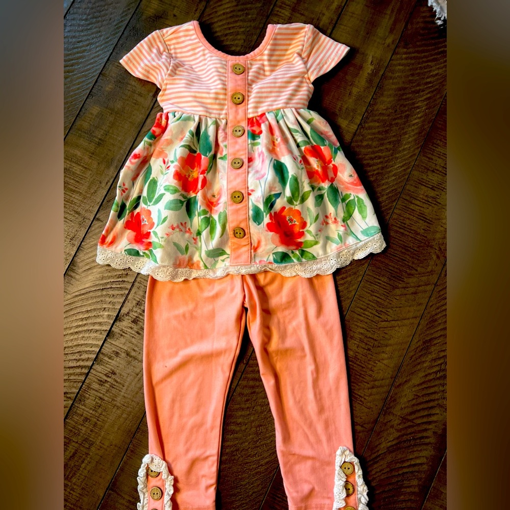 Cheeky Plum Floral outfit